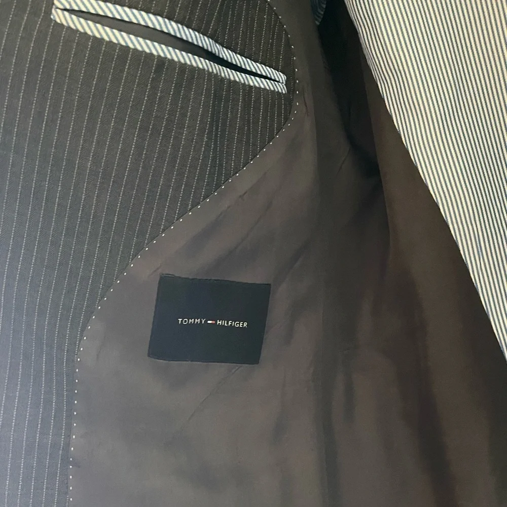 Tommy Hilfiger suit jacket • Mens